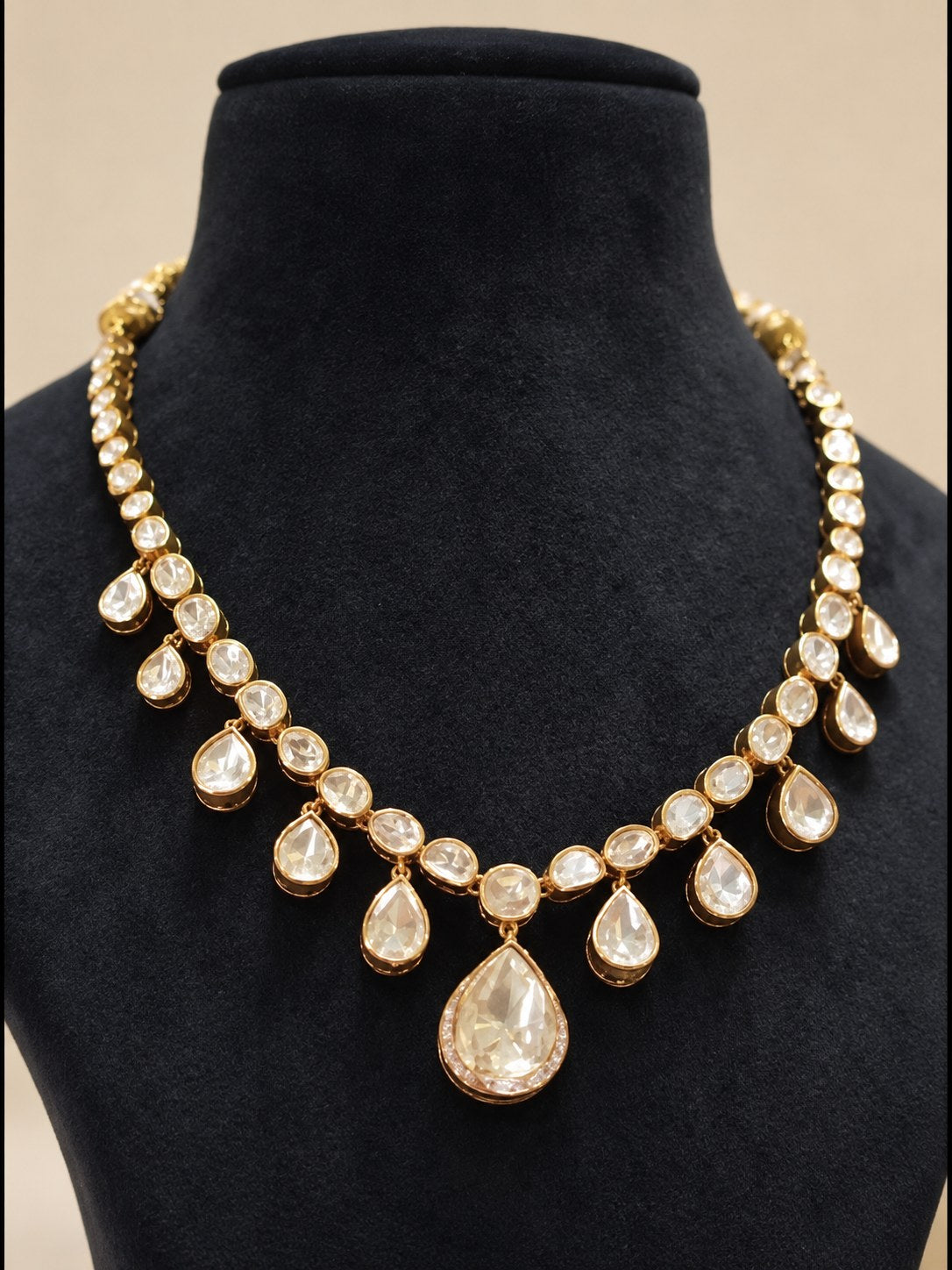 Elegant Gold Moissanite Short Necklace Set