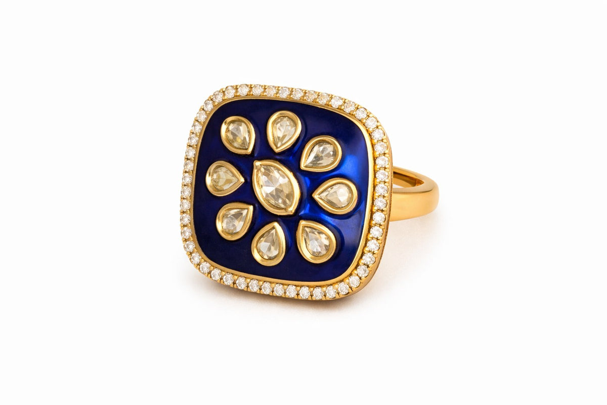 Bold centerpiece designer ring