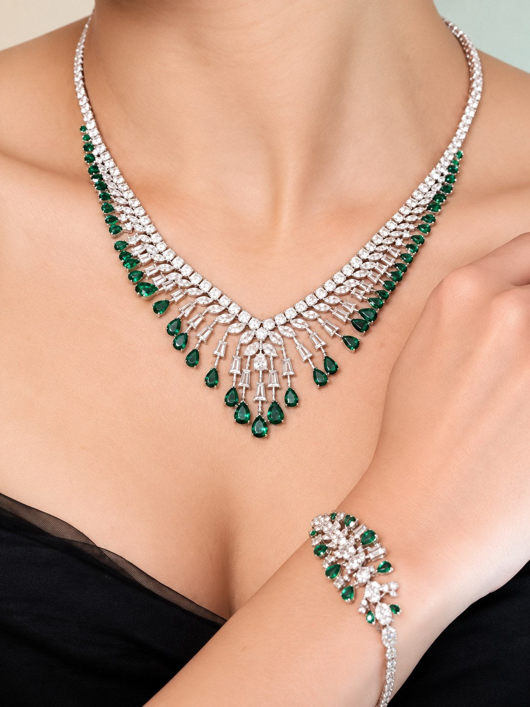 Regal Green Premium Zircon Silver Necklace Set