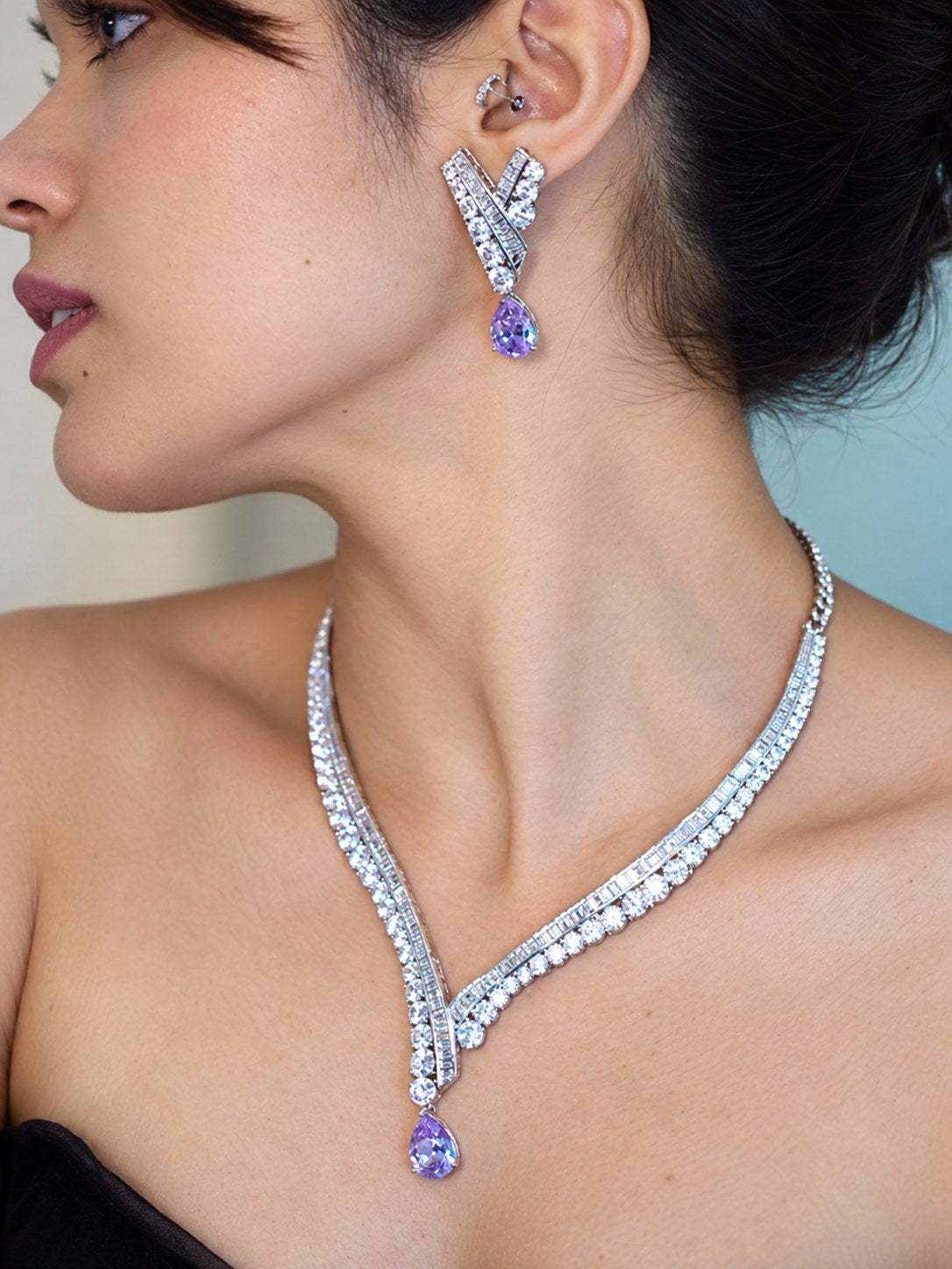 Elegant Purple Premium Zircon Silver Necklace Set