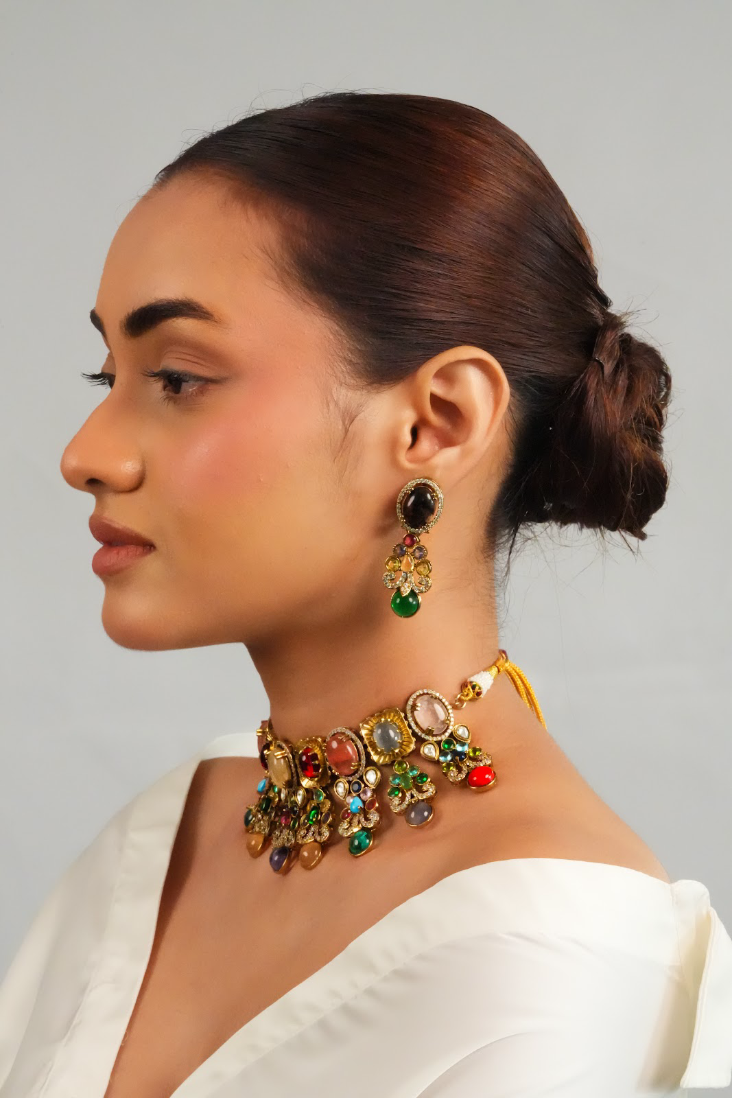 Royal inspired vibrant pendant necklace with earring