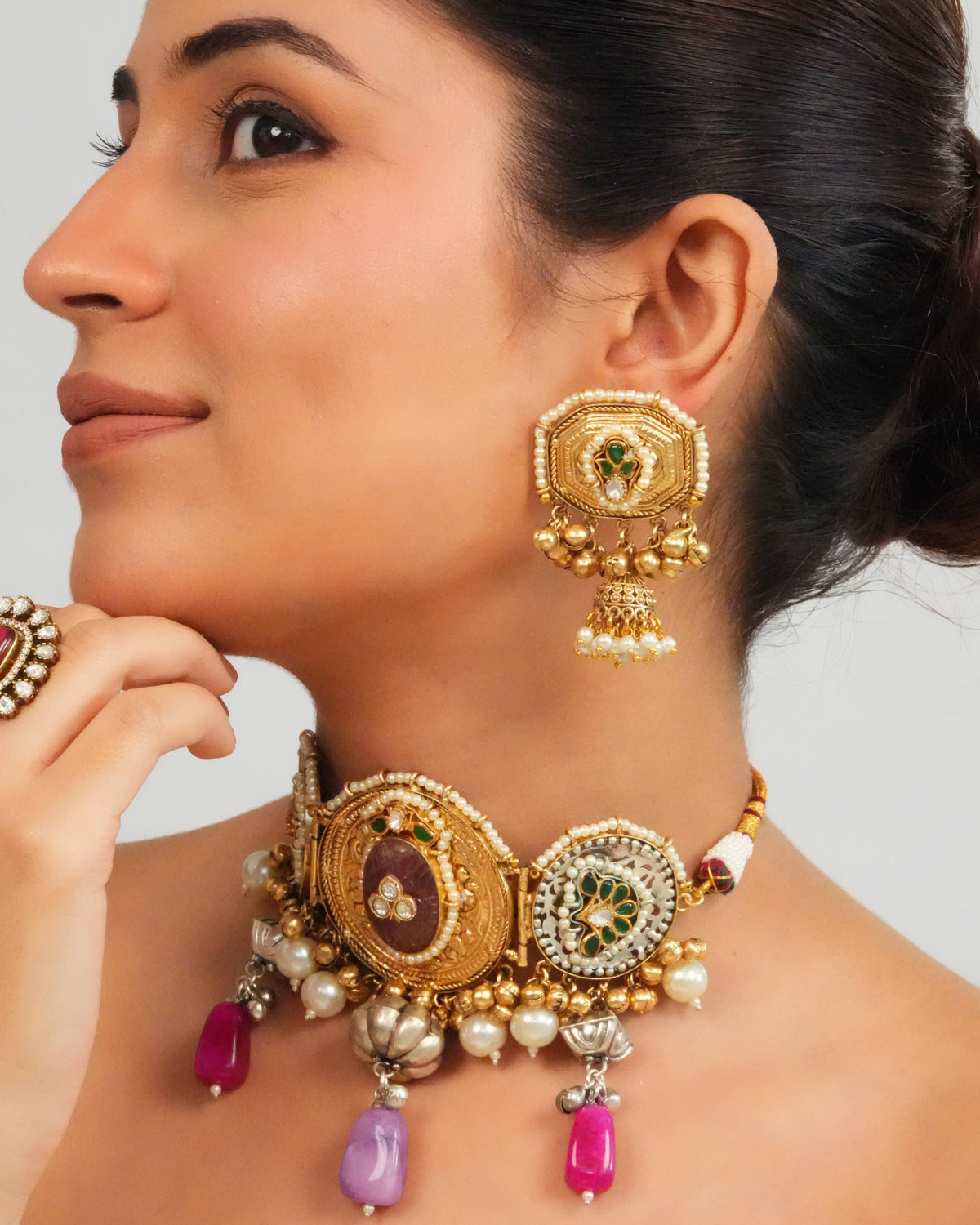 Intricate gemstone charm choker with dome earrings