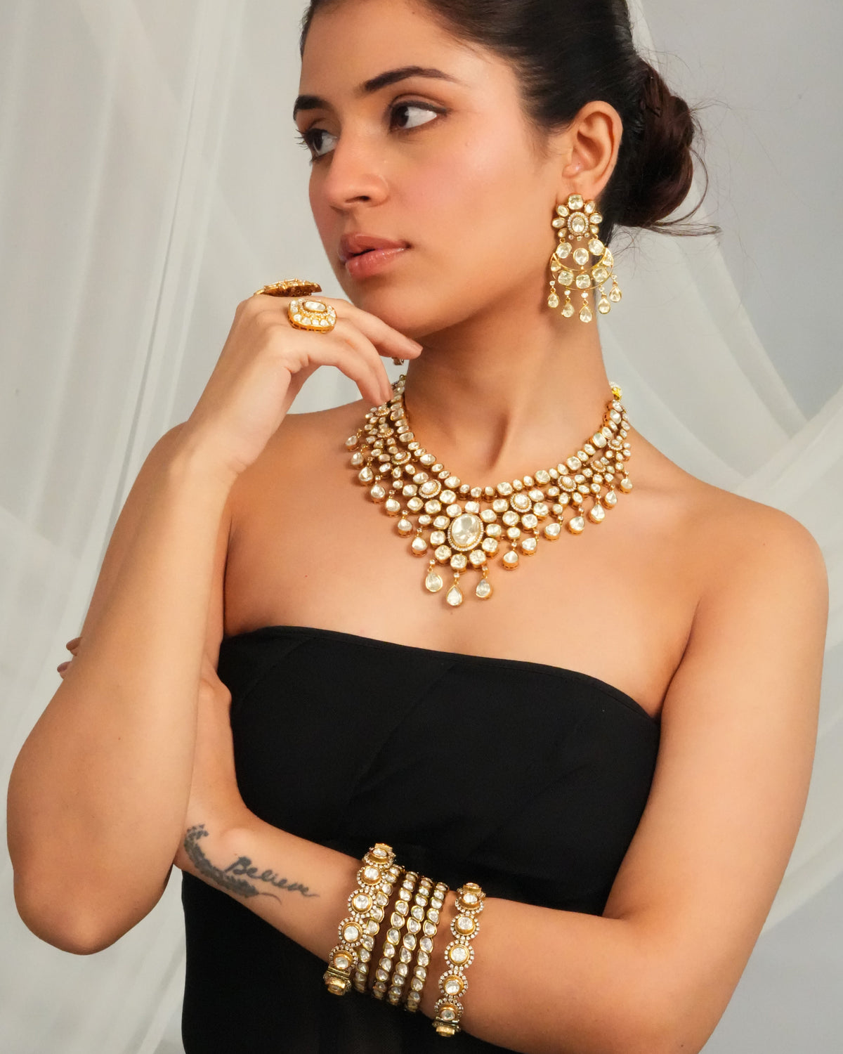 Pearl cluster statement collar necklace with drop earrings