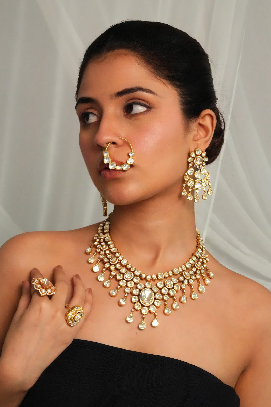 Pearl cluster statement collar necklace with drop earrings