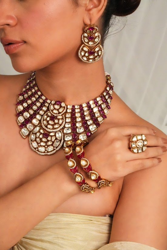 Elegant ornate centerpiece necklace with victorian earrings