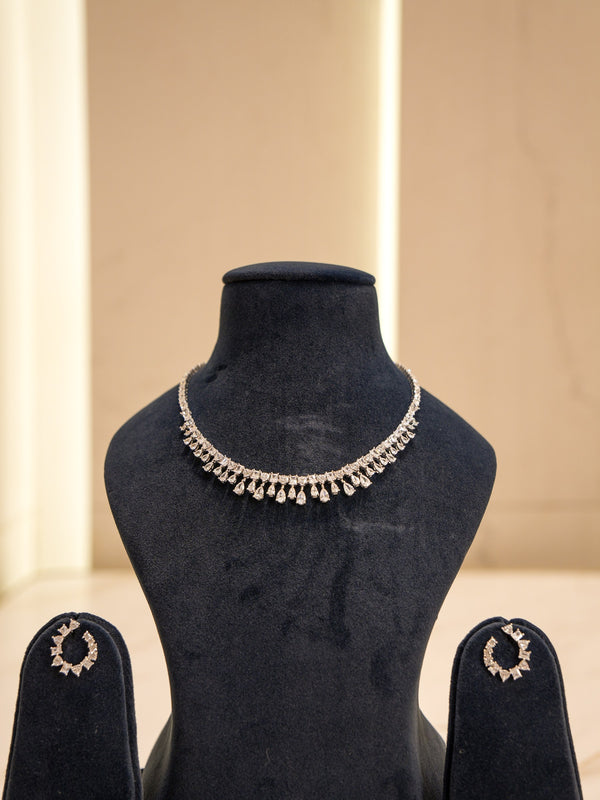 Elegant Silver Premium Zircon Necklace Set