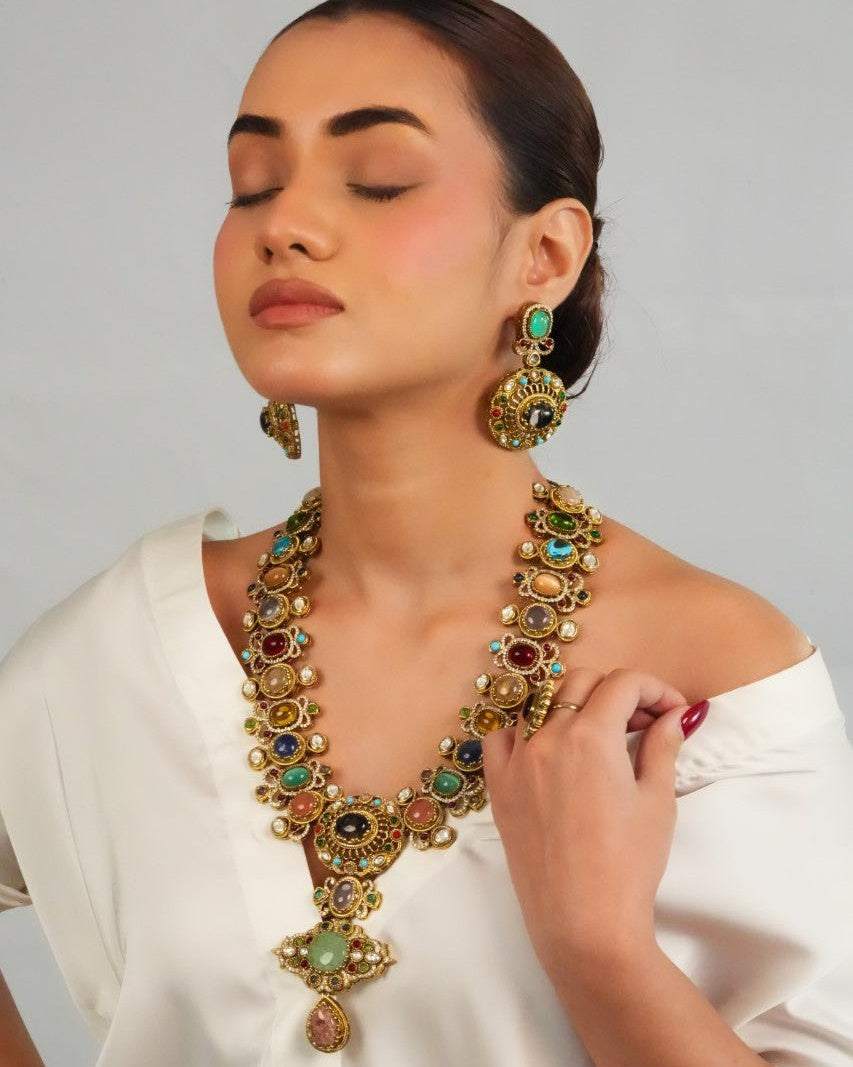 Classic ornate multistone necklace with earrings