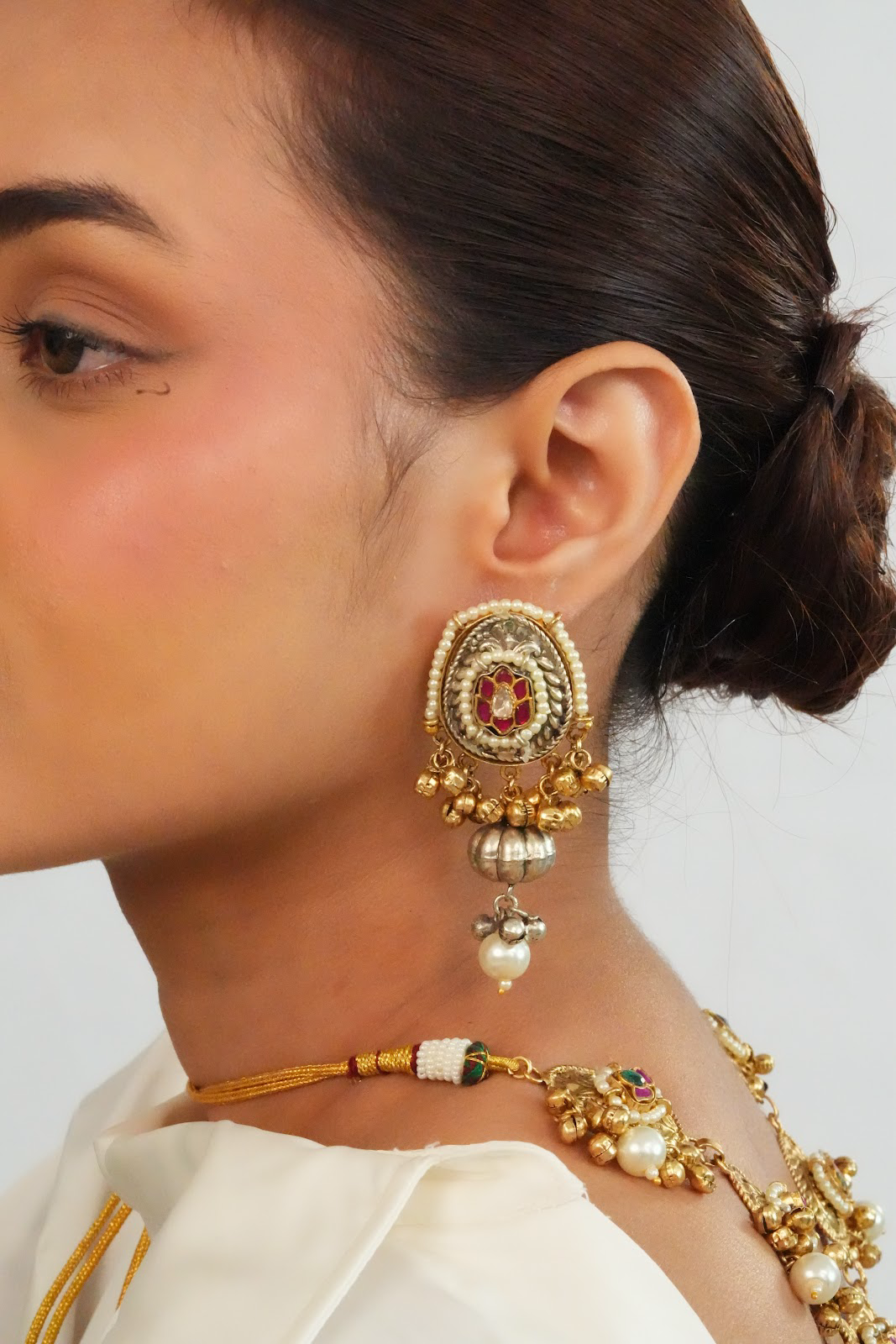 Heritage inspired detailed long necklace with amarpali earrings