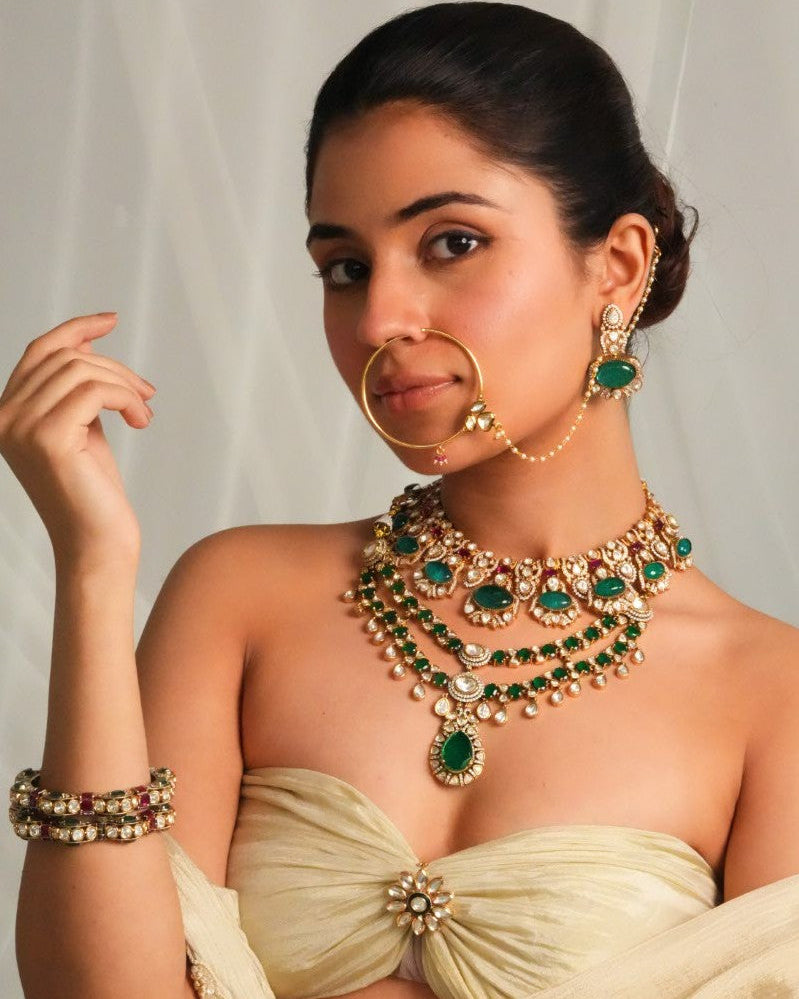 Statement heritage inspired green choker necklace with earrings
