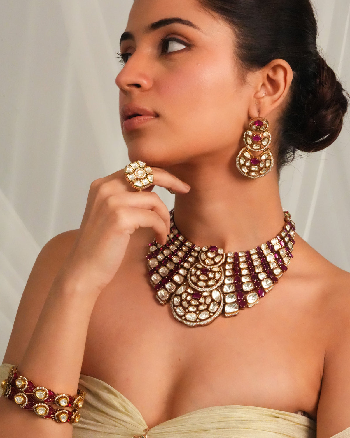 Elegant ornate centerpiece necklace with victorian earrings