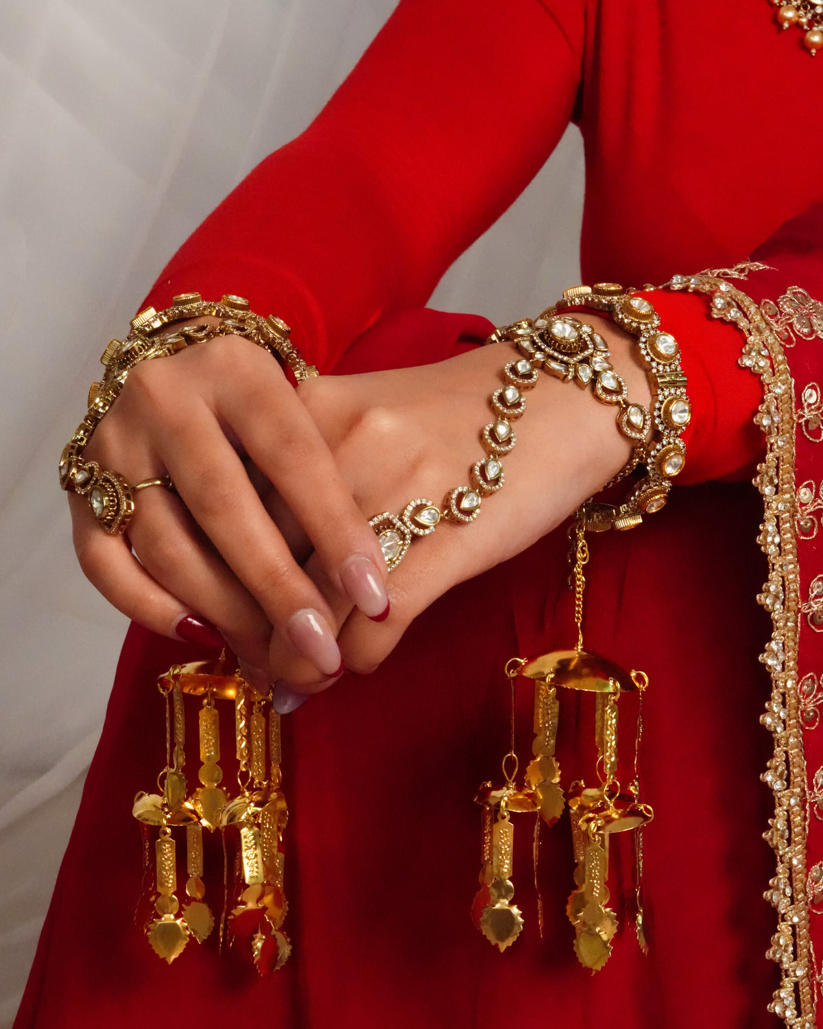 Delicate linked statement hand bracelet