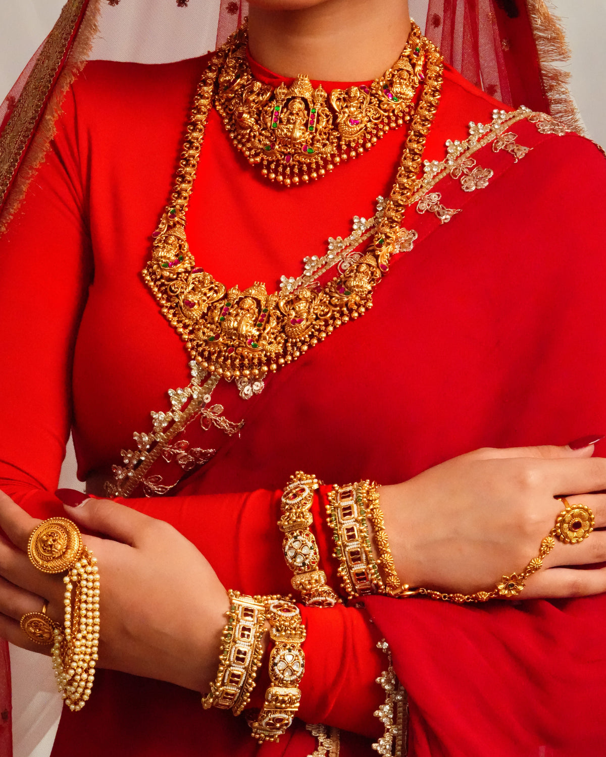 Traditional gold finish hand chain jewellery